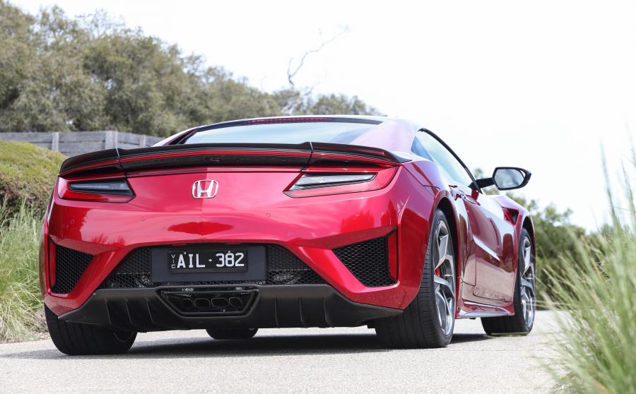  Honda NSX 2016 года  (AU) (фото 28 из 30)